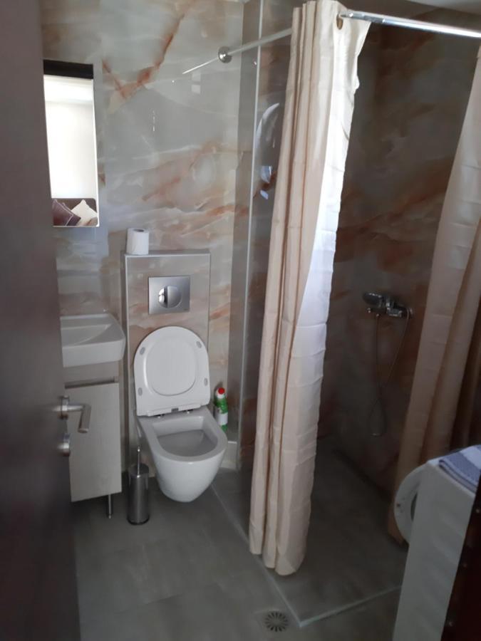 Kosmos Service Center 1 With Additional Cost Parking Appartement *